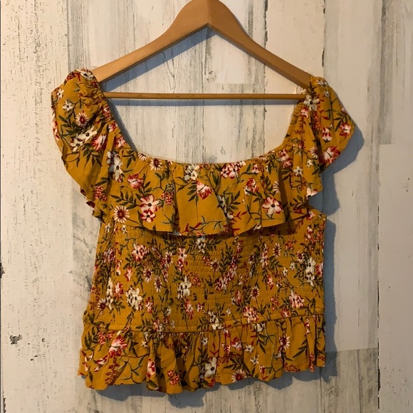 Womens NEW NWT - Sofi Angel Yellow Floral Crop Top - Picture 2 of 7